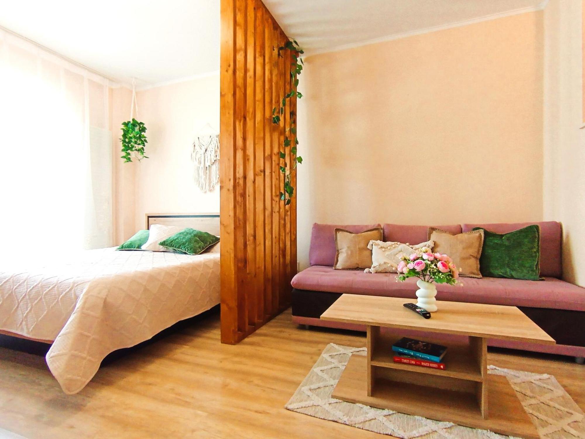 Apartament Nyx Floresti  Exterior photo